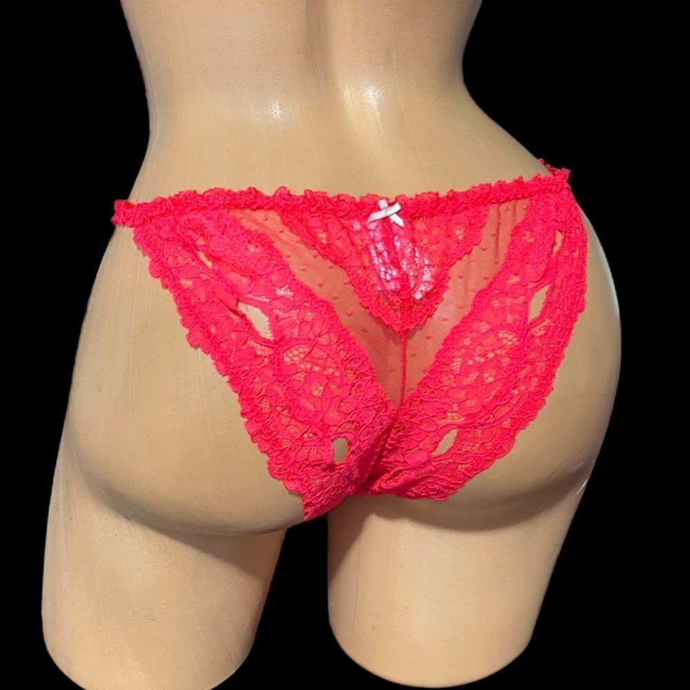 Victorias Secret Sold Out Hard To Find Dream Angels Lace String Bikini Panty Red